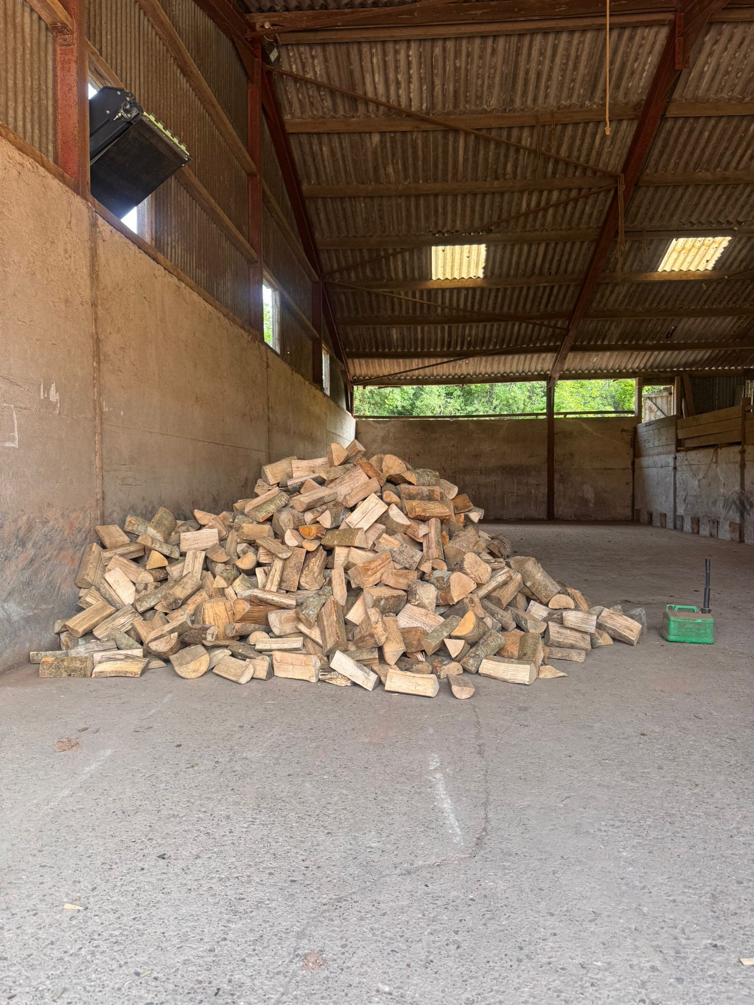 3 cubic metres of hardwood firewood logs
